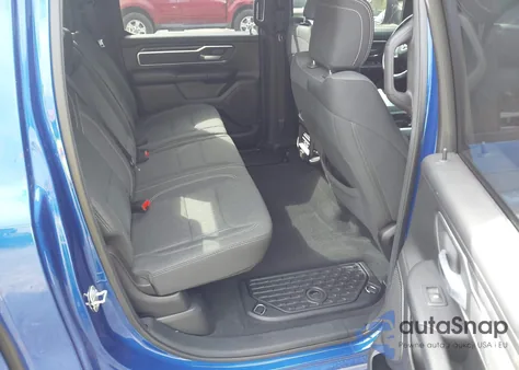 2019 Ram 1500 Big Horn/Lone Star 4X4 5'7 Box z USA, uszkodzony, nr VIN 1C6RRFFG3KN749859